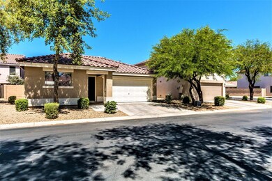 1384 S Wagon Wheel Ct unit III, Chandler, AZ 85286 - photo 2