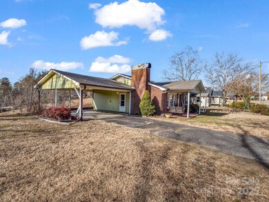 32 Manus Chapel Rd, Mill Spring, NC 28756 - photo 6