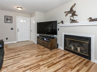 1312 Jacquelyn Ct, Maryville, IL 62062 - photo 5