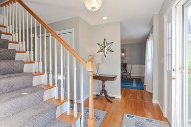 12 Queens Ct, Walpole, MA 02081 - photo 3