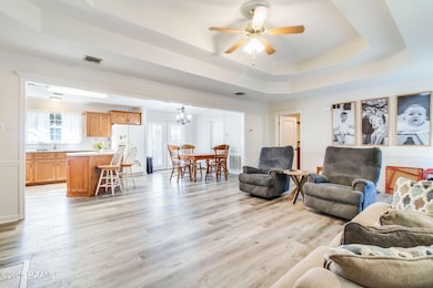 6-web-or-mls-304 E C Street-3