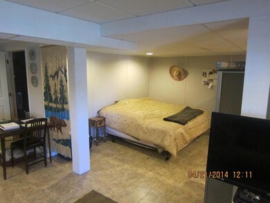 27 Locust St, Fishersville, VA 22939 - photo 4