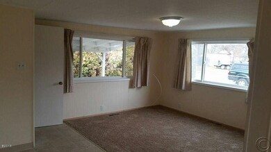 Family Room 1