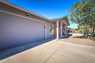 4041 E Zia St-5