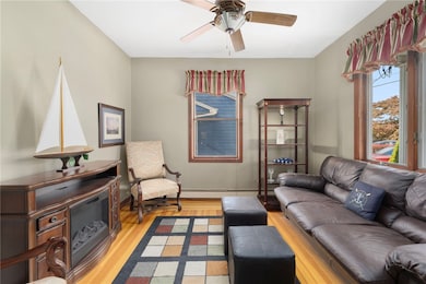 210 Wardlaw Ave, Providence, RI 02908 - photo 4