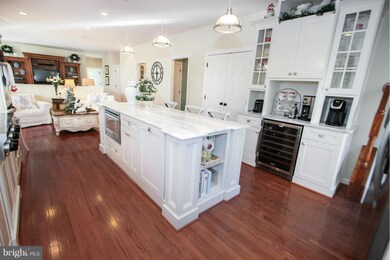 25674 Elk Lick Rd, Chantilly, VA 20152 - photo 4