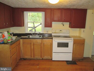 33 Edgehill Rd, Boyertown, PA 19512 - photo 4