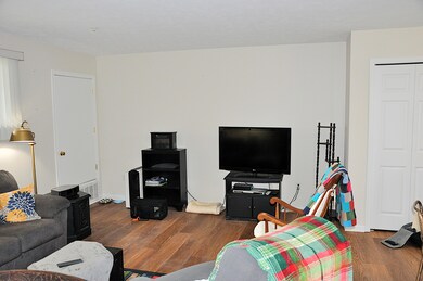 Living Area (2)