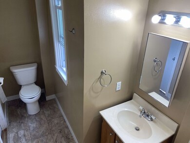 29 Slocum St unit 2, Acushnet, MA 02743 - photo 2