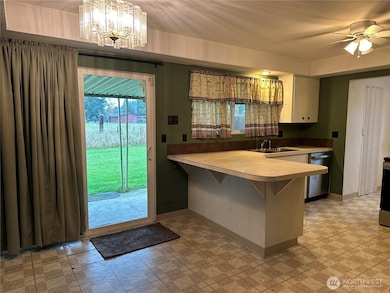 2721 Terry Ave, Longview, WA 98632 - photo 5