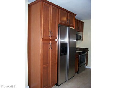 Kitchen - Gorgeous new kitchen with all new cabine