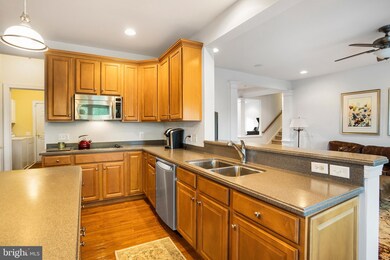 324 Arthur Ct unit 71, Newtown Square, PA 19073 - photo 6
