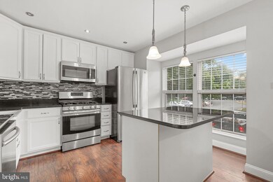 10606 Winfield Loop, Manassas, VA 20109 - photo 3