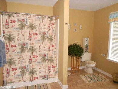 Master Bath - Master Bath Features Tub, Double Bow
