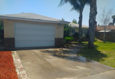 Two car garage, long driveway.
