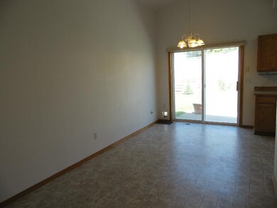 717 E Tara Lee Ave, Medical Lake, WA 99022 - photo 5