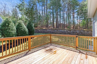 9 Hollow Ridge Dr, Nashua, NH 03062 - photo 2