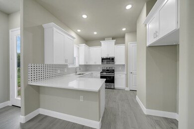 8318 Sunnyhill St, Houston, TX 77088 - photo 6