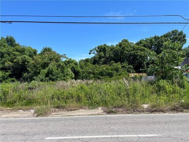 771 Holcombe Ave, Mobile, AL 36606 - photo 2