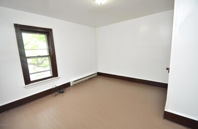 701 Sarah St, Stroudsburg, PA 18360 - photo 7