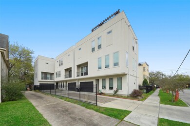 1810 Branard St unit B, Houston, TX 77098 - photo 2