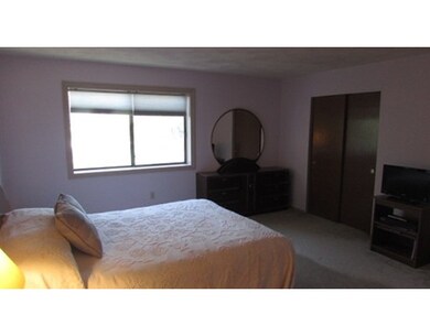 8 Longmeadow Dr unit 32, Rowley, MA 01969 - photo 7