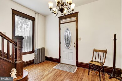 17 N Maple Ave, Smithsburg, MD 21783 - photo 2