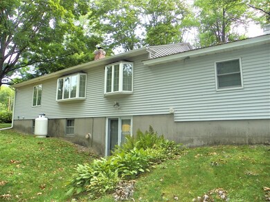 1920 Chestnut Hill Ave, Athol, MA 01331 - photo 2