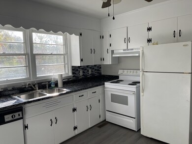 304 Rolling Rd, Shelbyville, TN 37160 - photo 4