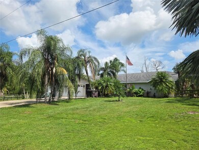 208 Limpkin Ln, Frostproof, FL 33843 - photo 2