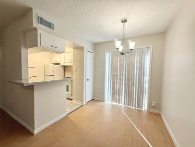 3902 Mandell St unit 2, Houston, TX 77006 - photo 6