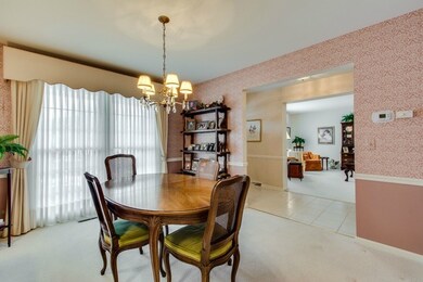 1952 Phaeton Ct, Naperville, IL 60565 - photo 4