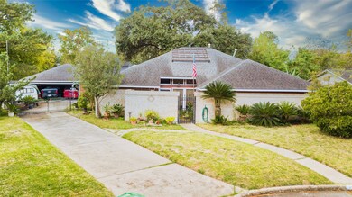 6430 Fairwood Dr, Houston, TX 77088 - photo 2