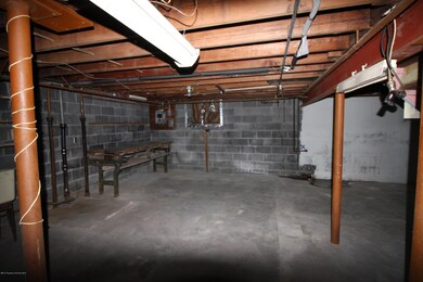 1131 S Webster Ave, Scranton, PA 18505 - photo 7