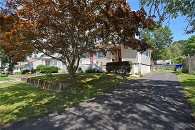 90 Sweetbriar Ave, Riverside, RI 02915 - photo 4