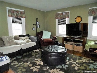 Living Room. Large Living Room