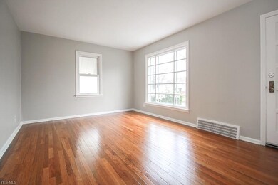 20612 Hansen Rd, Maple Heights, OH 44137 - photo 7