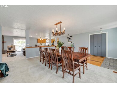 1395 N Birch St, Canby, OR 97013 - photo 6