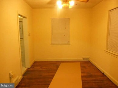 510 Division Ave NE, Washington, DC 20019 - photo 4