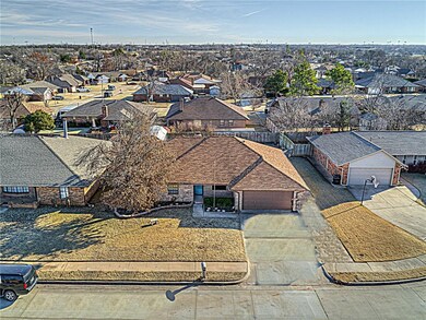 1824 Shelly Ct, Moore, OK 73160 - photo 2