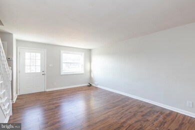 725 Grant Rd, Folcroft, PA 19032 - photo 6