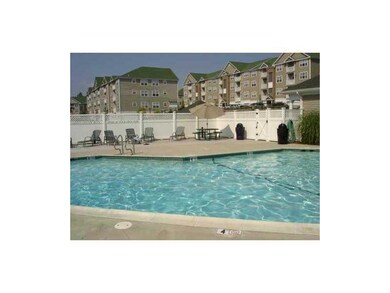 82 Mill St unit 201, Woonsocket, RI 02895 - photo 4