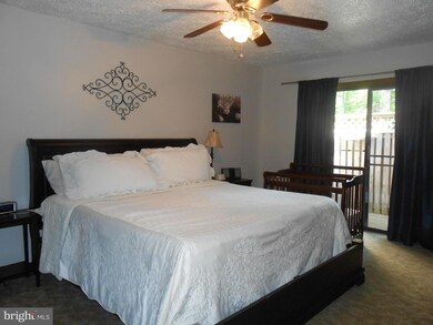 23323 Red Oak Ct, California, MD 20619 - photo 7