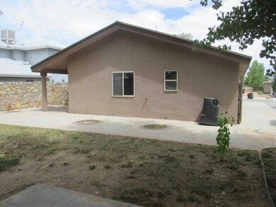 14256 Desert Cloud Dr, Horizon City, TX 79928 - photo 2