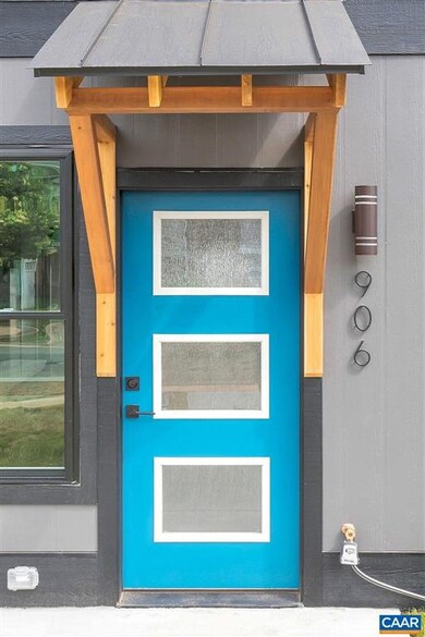 906 Forest St, Charlottesville, VA 22903 - photo 2