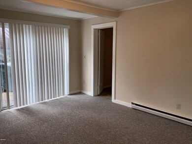 454 Woodland Ave, Hawley, PA 18428 - photo 7