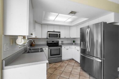 6692 Osborne Dr, Lake Worth, FL 33462 - photo 7