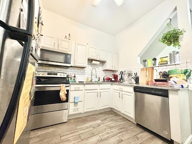 210 Dorsey St, Cincinnati, OH 45202 - photo 7