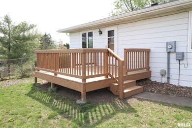 4217 Belle Ct, Davenport, IA 52807 - photo 5