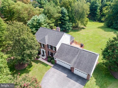 5388 Thames Ct, Sykesville, MD 21784 - photo 2